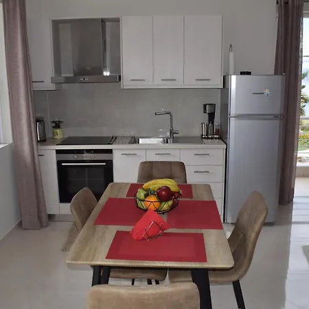Studio Holiday Kalamata 2 Exterior foto