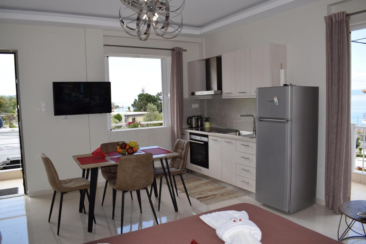 2 * Kalamata