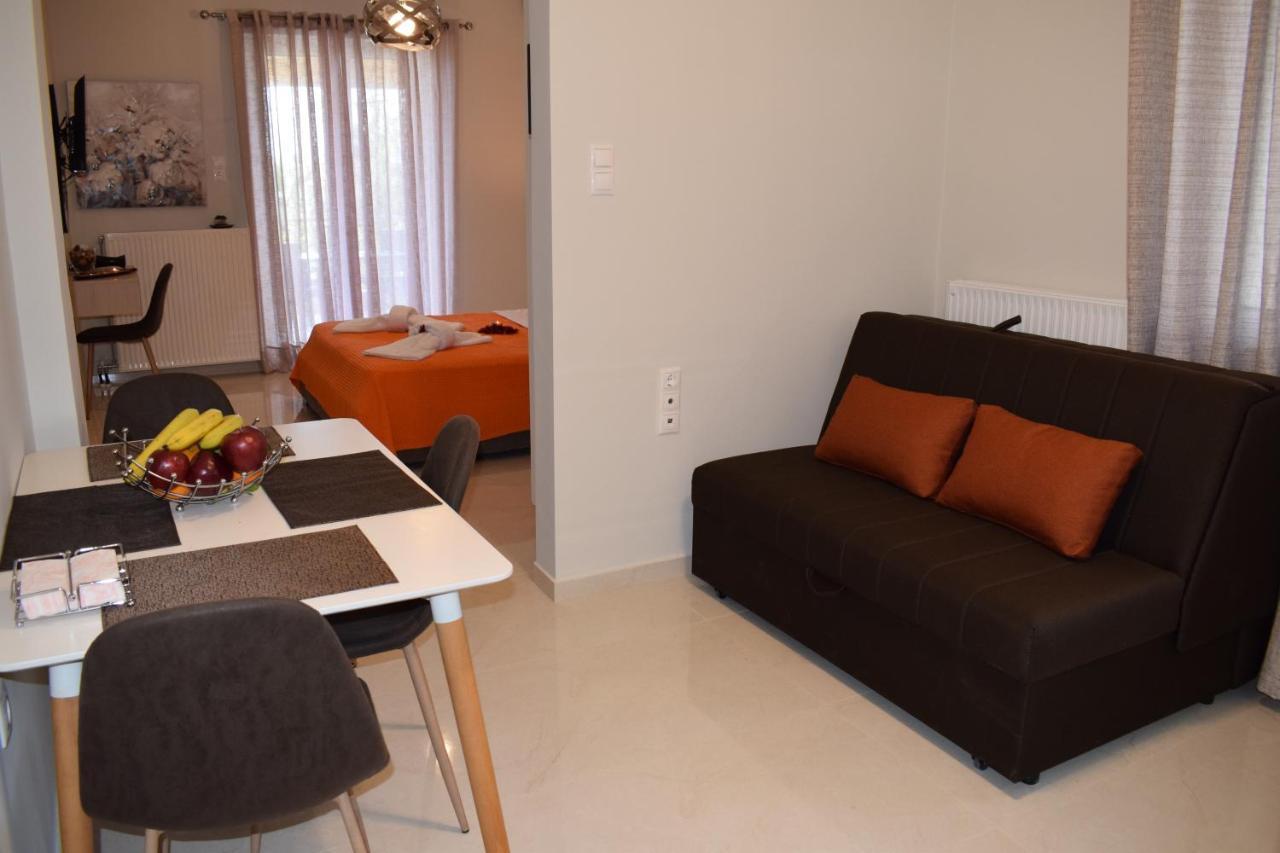 Apartment 2 *