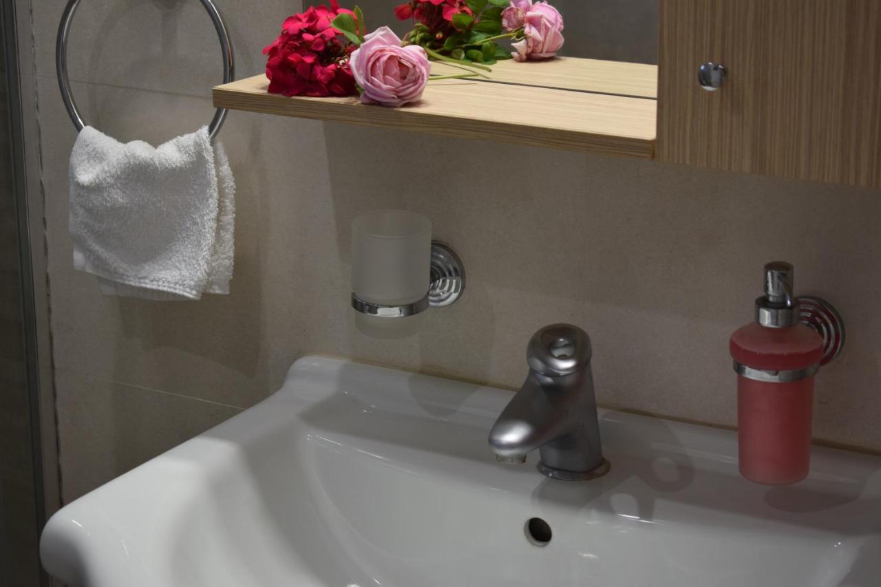 Apartament 2 *